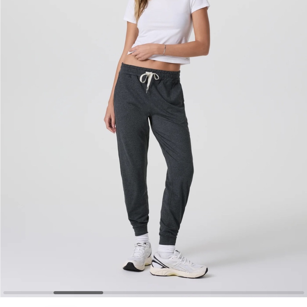 Vuori joggers